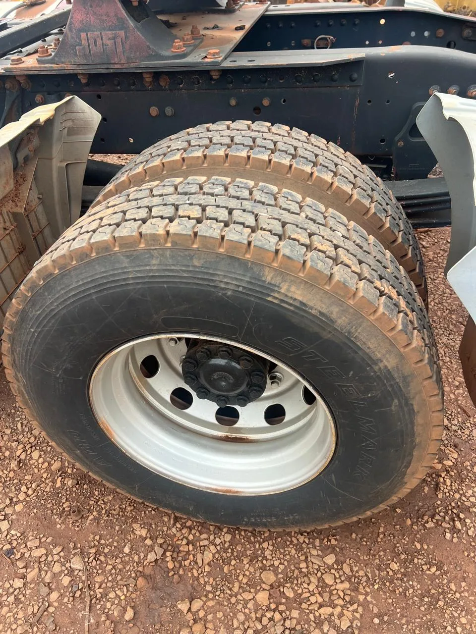 Caminhão Mercedes — foto 4